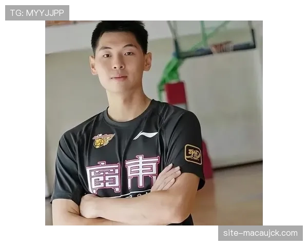 广东防守端轮转受到影响 崔永熙缺阵改变防守对位 广东防守端轮转受到影响 崔永熙缺阵改变防守对位